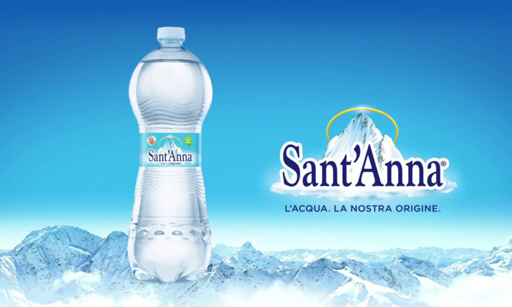 Acqua Sant'Anna in campagna su Tik Tok  Horeca Channel Italia - Consumer  Experience Out of Home